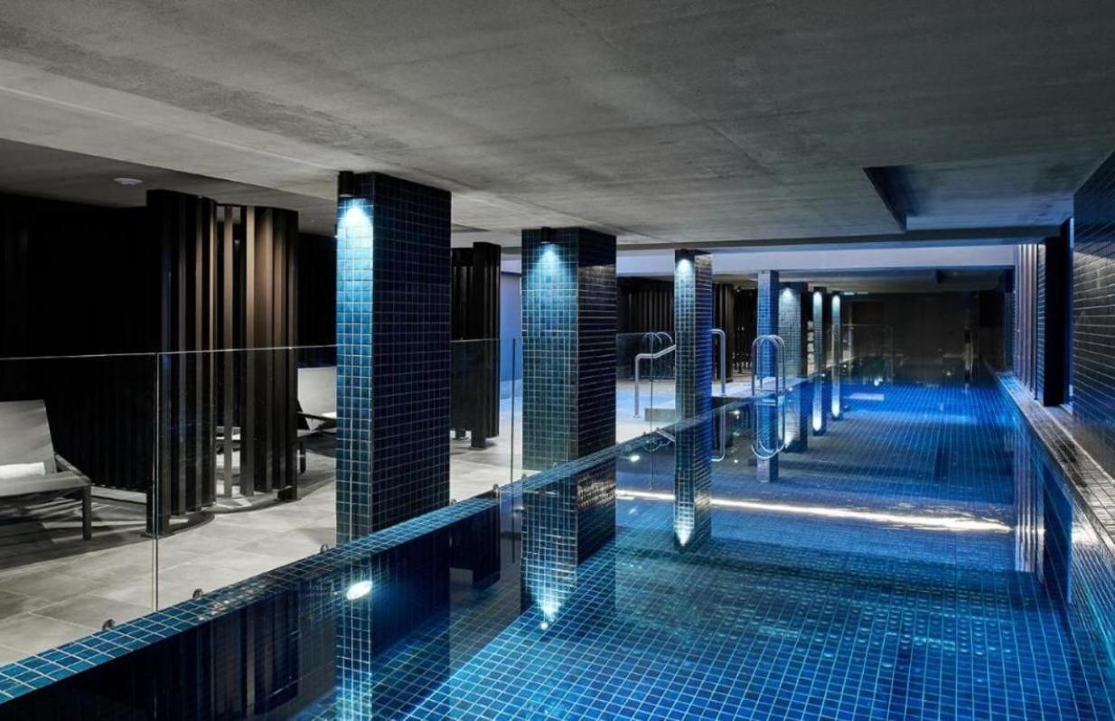 2 Bed 2 Bath Luxury Apartment In Braddon Canberra - Free Heated Pool, Gym, Parking Buitenkant foto