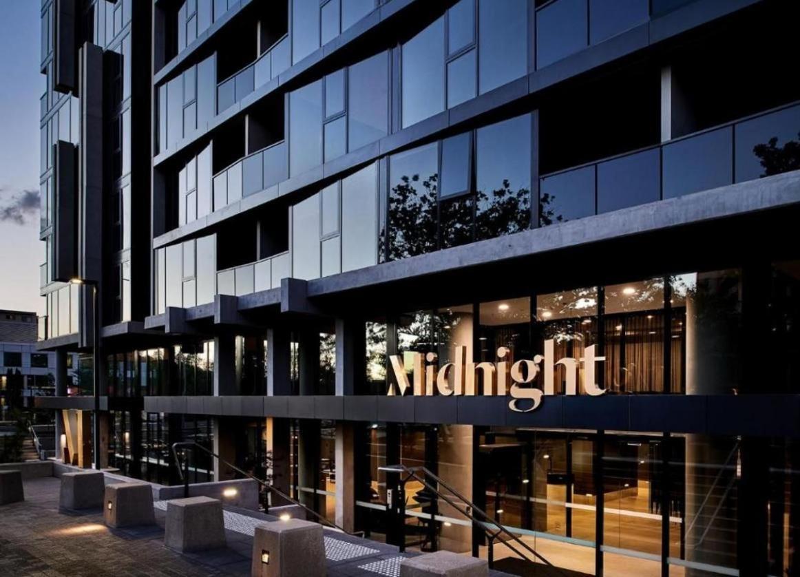 2 Bed 2 Bath Luxury Apartment In Braddon Canberra - Free Heated Pool, Gym, Parking Buitenkant foto