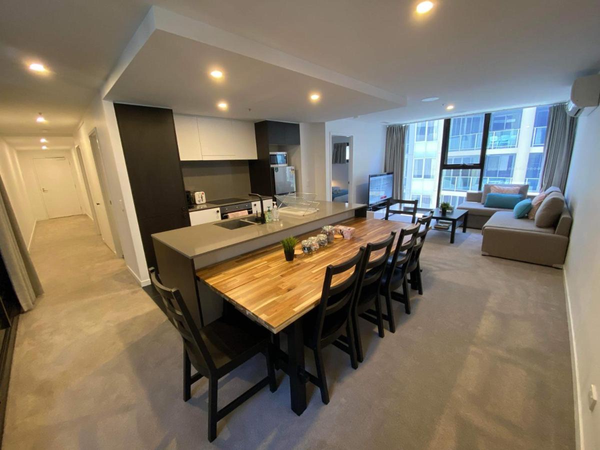 2 Bed 2 Bath Luxury Apartment In Braddon Canberra - Free Heated Pool, Gym, Parking Buitenkant foto